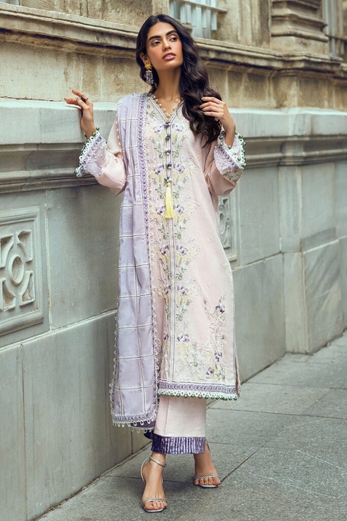 Mushq Winter Sale on new Dresses
